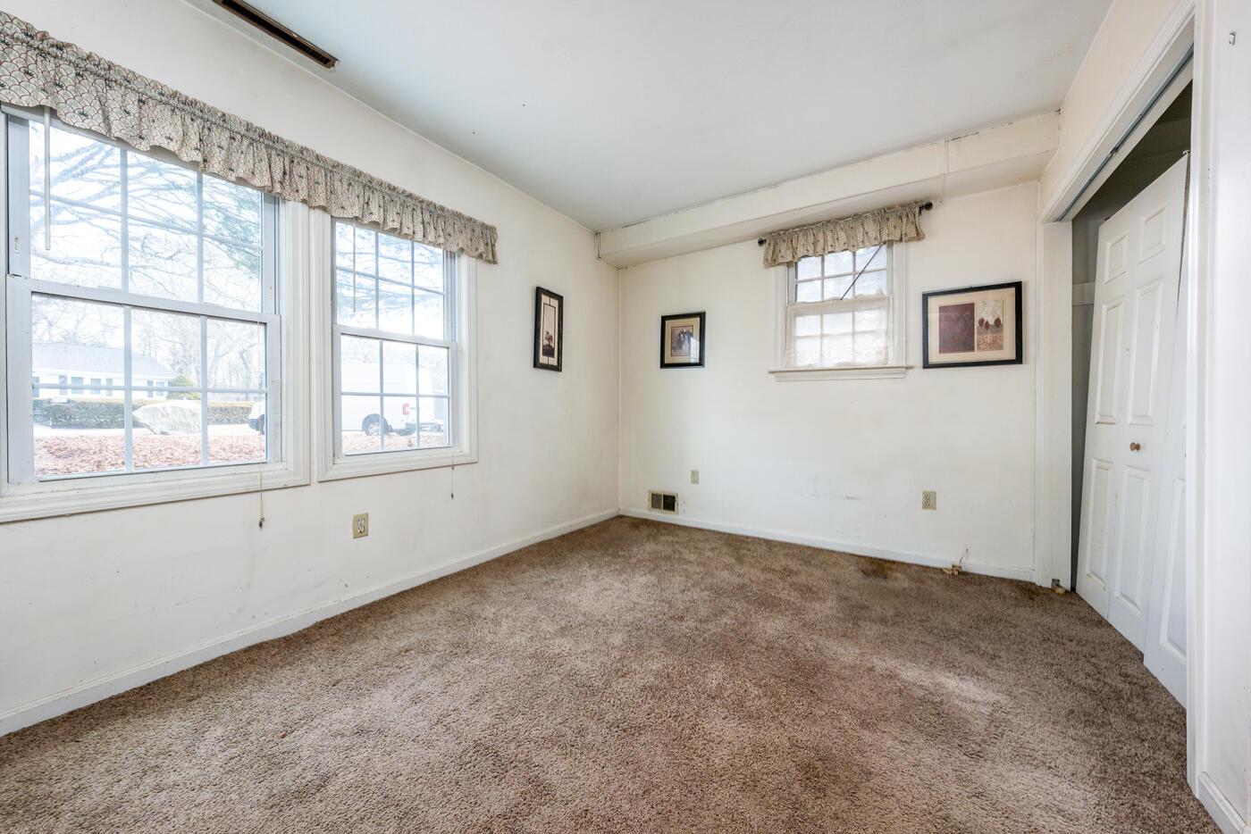 43 Old Town Road Hyannis, MA 02601 - Photo 25 of 38 an empty room with windows