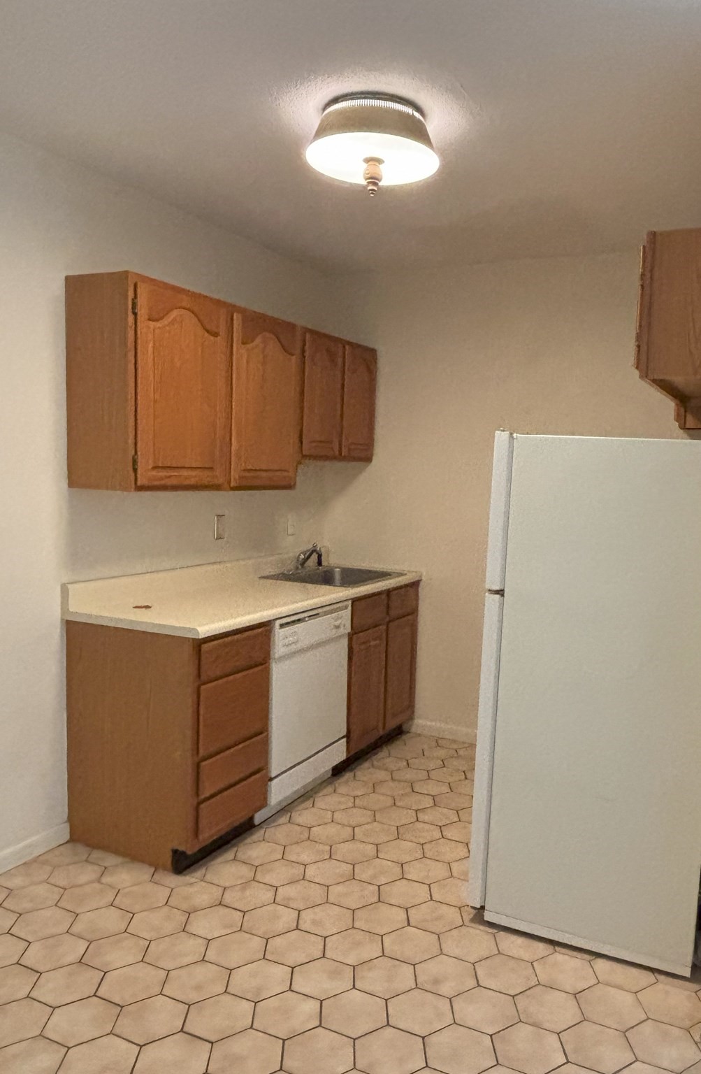 52 Leonard Road, Unit 52 Boxborough, MA 01719 - Photo 13 of 30 Gallery Image 13