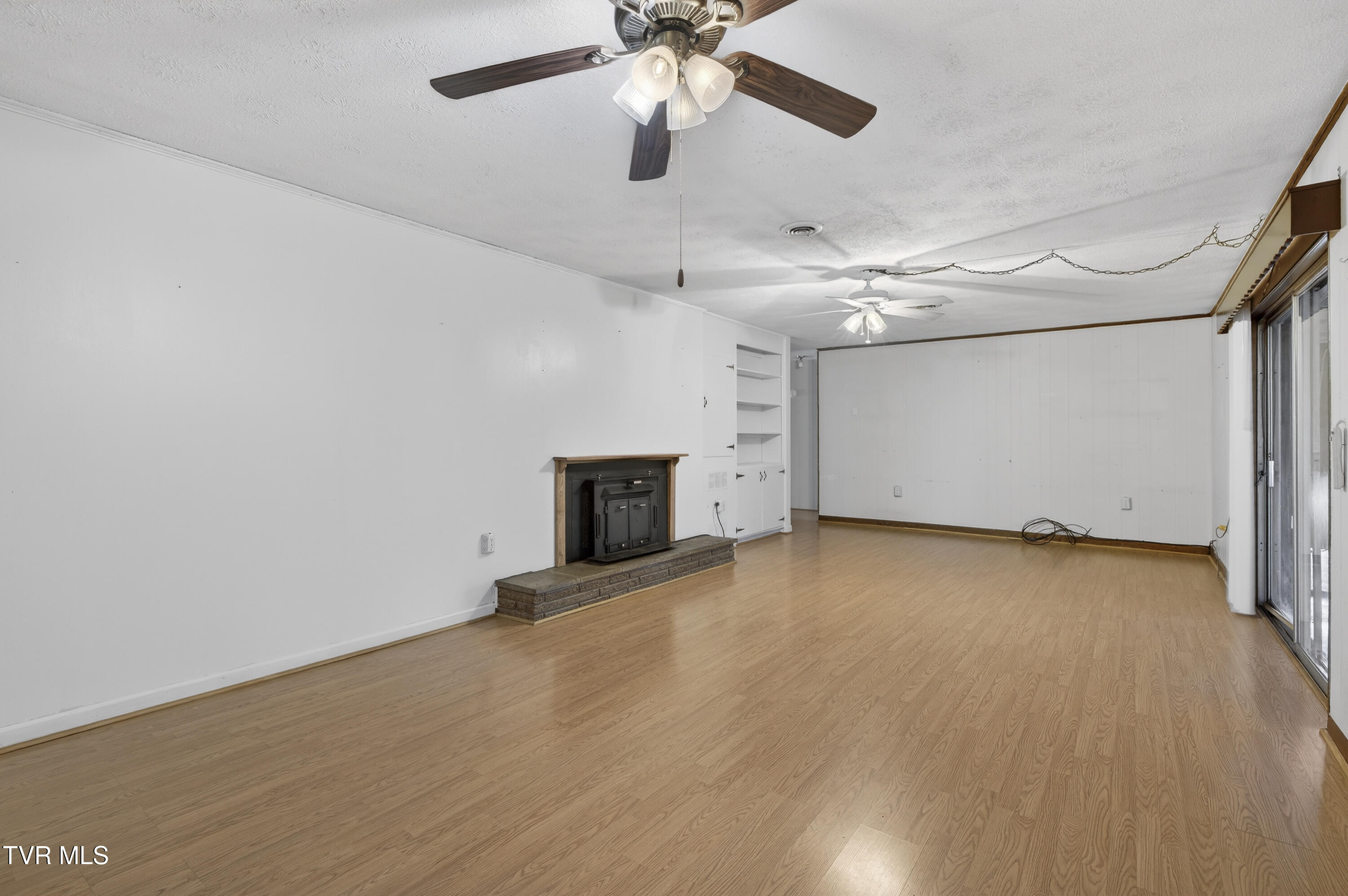 228 Sioux Road Bristol, VA 24201 - Photo 13 of 28 228-Sioux-Rd-Bristol-VA Travis-Dyson-6