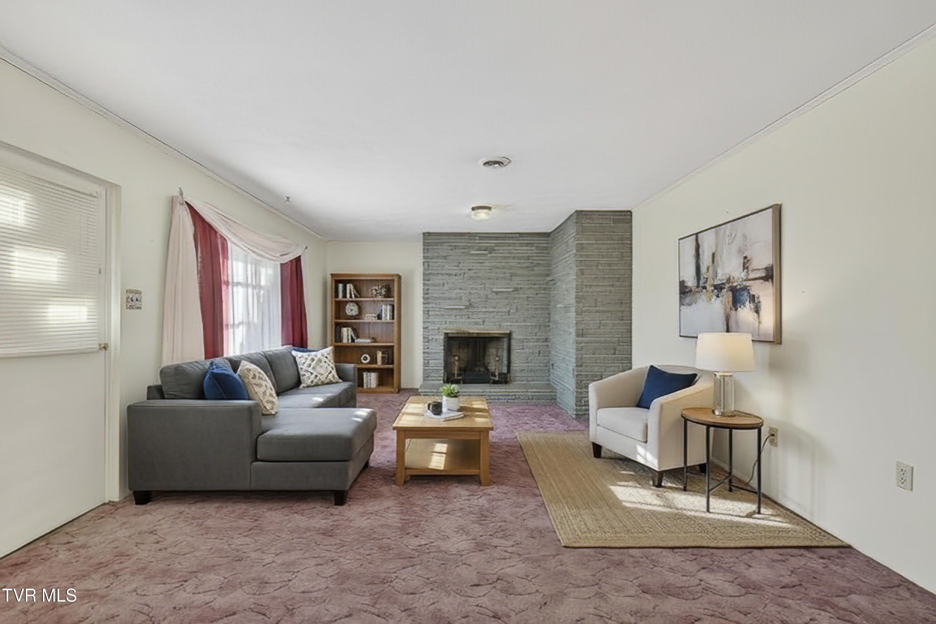 228 Sioux Road Bristol, VA 24201 - Photo 8 of 28 228-Sioux-Rd-Bristol-VA Travis-Dyson VS-