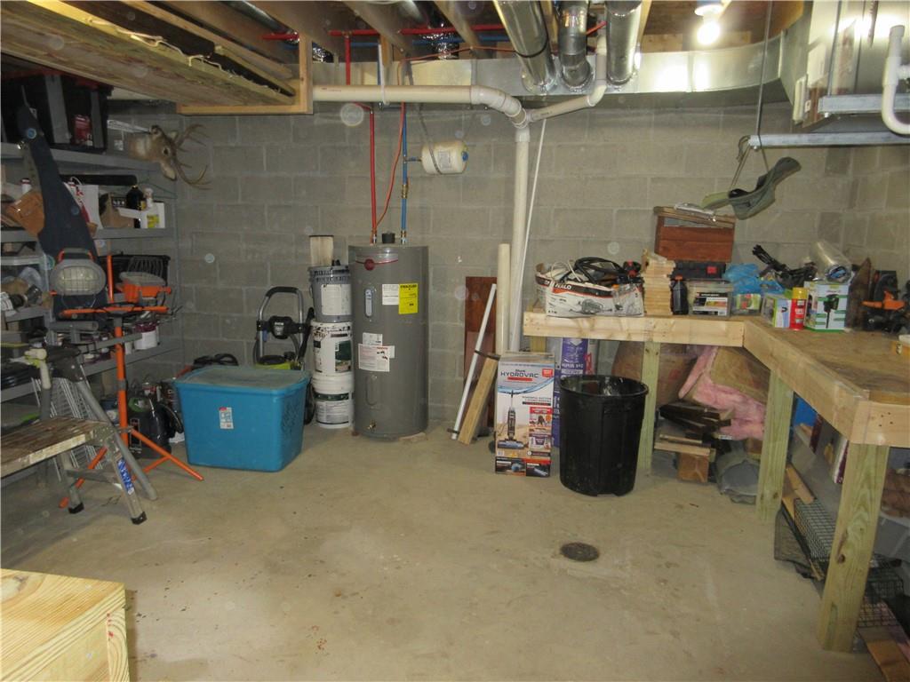 3118 Conway Wallrose Road Baden, PA 15005 - Photo 23 of 24