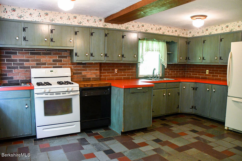 15 West Stockbridge Road Stockbridge, MA 01262 - Photo 15 of 36 DSC_7866