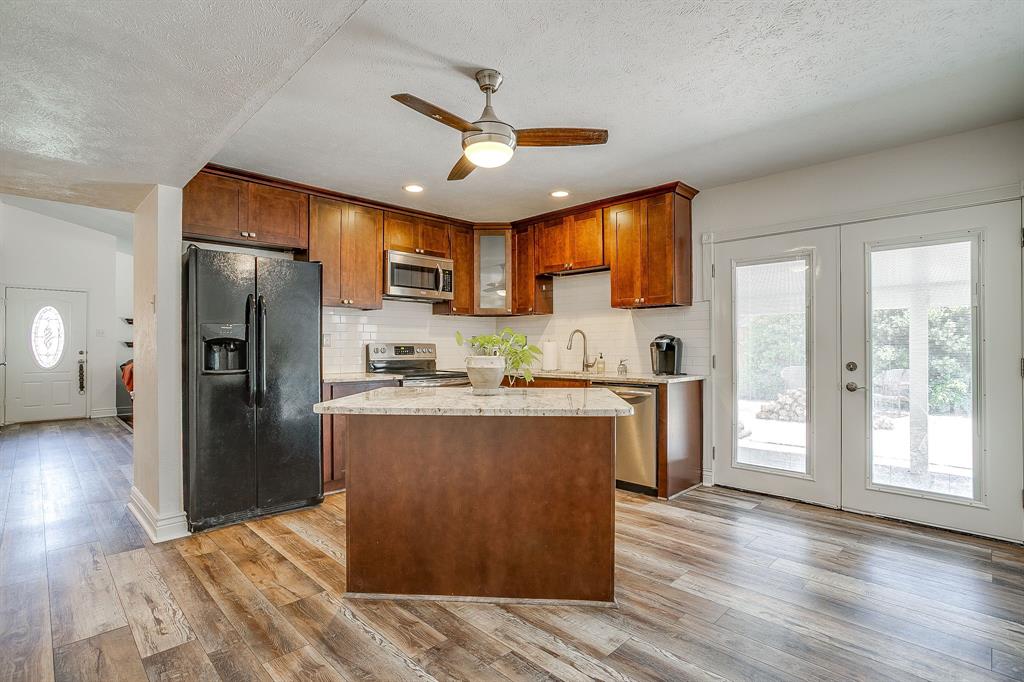 3113 Spring Grove Drive Bedford, TX 76021 - Photo 16 of 33