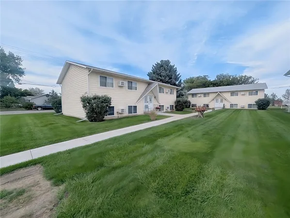 $700,000 | 2467 2nd Street, Worden, MT 59088
