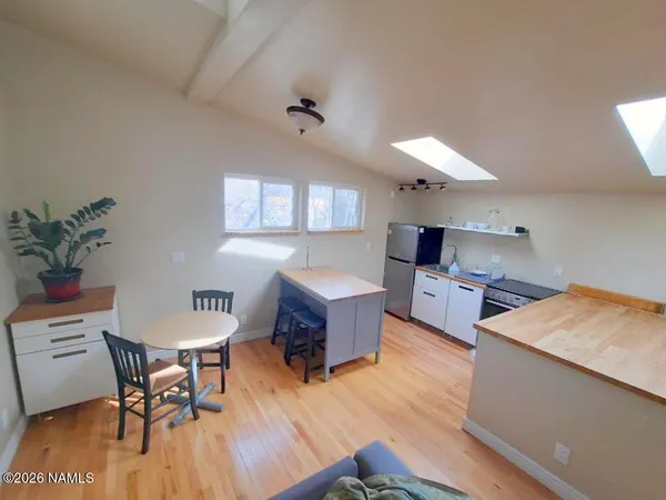 $987,928 | 2304 North Talkington Drive, Flagstaff, AZ 86001