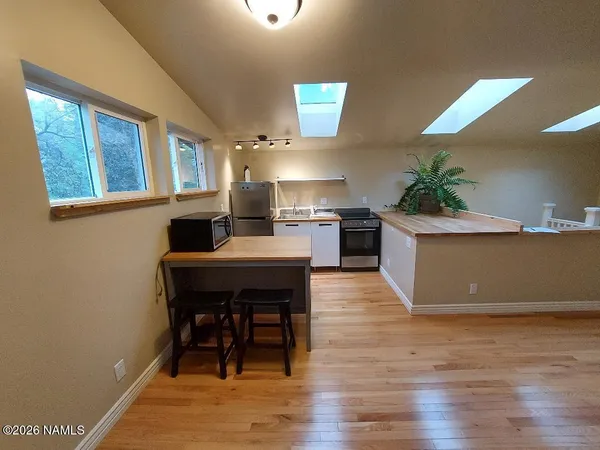 $987,928 | 2304 North Talkington Drive, Flagstaff, AZ 86001