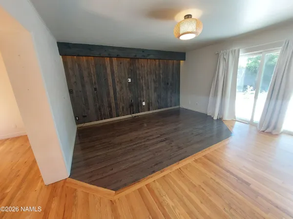 $987,928 | 2304 North Talkington Drive, Flagstaff, AZ 86001