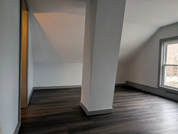 $2,250 | 36 Main Street, Unit 2, Sutton, MA 01590