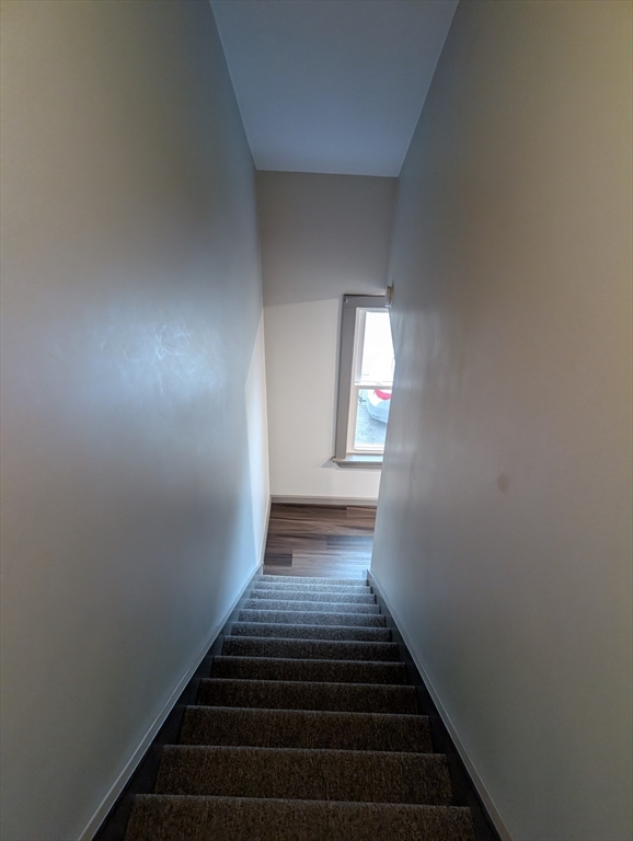 36 Main Street, Unit 2 Sutton, MA 01590 - Photo 21 of 30