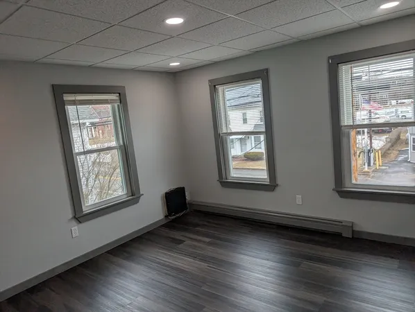 $2,250 | 36 Main Street, Unit 2, Sutton, MA 01590