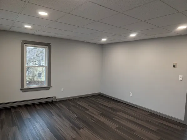 $2,250 | 36 Main Street, Unit 2, Sutton, MA 01590