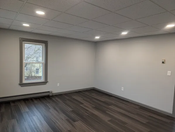 $2,250 | 36 Main Street, Unit 2, Sutton, MA 01590