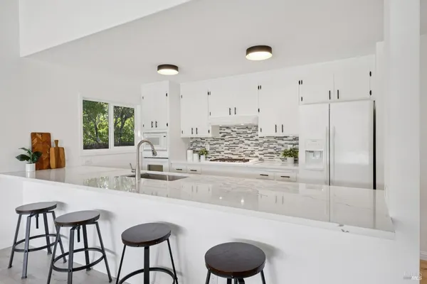 $1,395,000 | 33 Arcangel Court, Fairfax, CA 94930