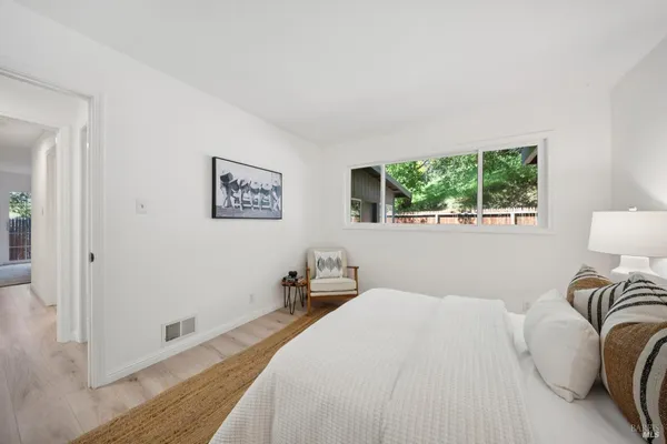 $1,395,000 | 33 Arcangel Court, Fairfax, CA 94930