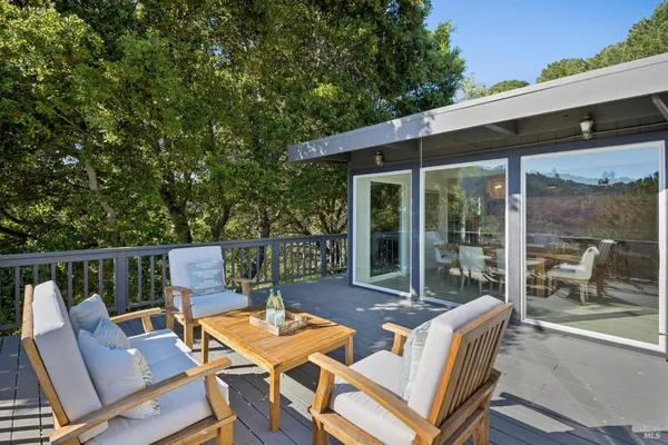 $1,395,000 | 33 Arcangel Court, Fairfax, CA 94930