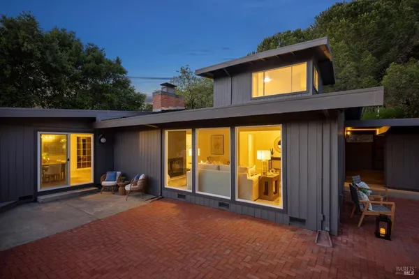 $1,395,000 | 33 Arcangel Court, Fairfax, CA 94930