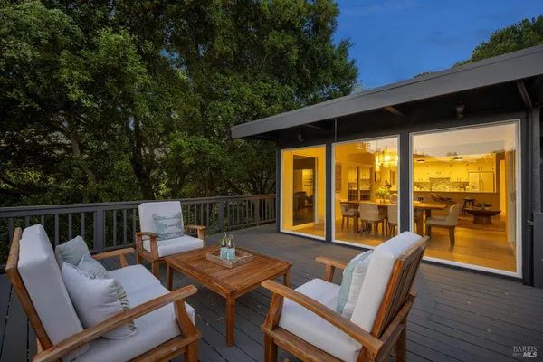 $1,395,000 | 33 Arcangel Court, Fairfax, CA 94930