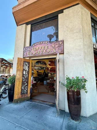 $1,395,000 | 33 Arcangel Court, Fairfax, CA 94930