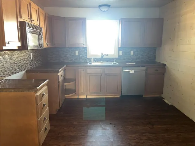 $178,000 | 105 Meadowbrook Court, Polo, MO 64671