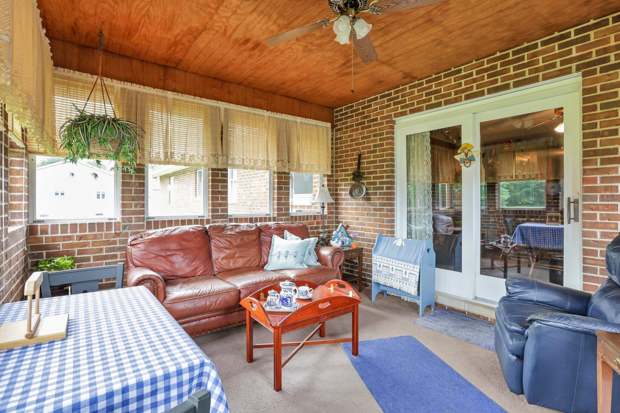 9625 Waterloo-Eastern Road Northwest Canal Winchester, OH 43110 - Photo 29 of 34 31-web-or-mls-0V3A4358