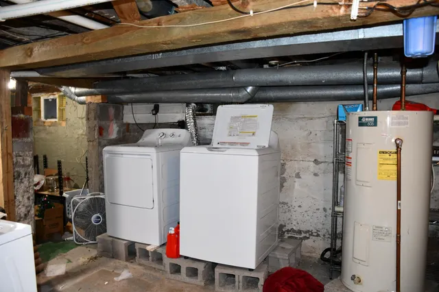 $158,900 | 321 Tindolph Avenue North, Thief River Falls, MN 56701