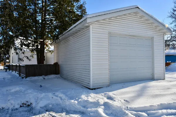 $158,900 | 321 Tindolph Avenue North, Thief River Falls, MN 56701