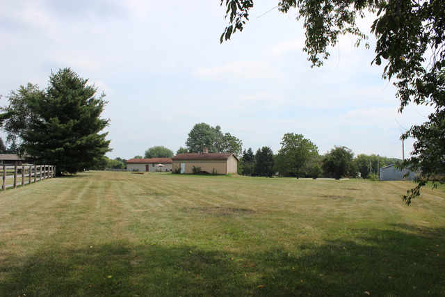8115 Rita Lane Spring Grove, IL 60081 - Photo 4 of 18