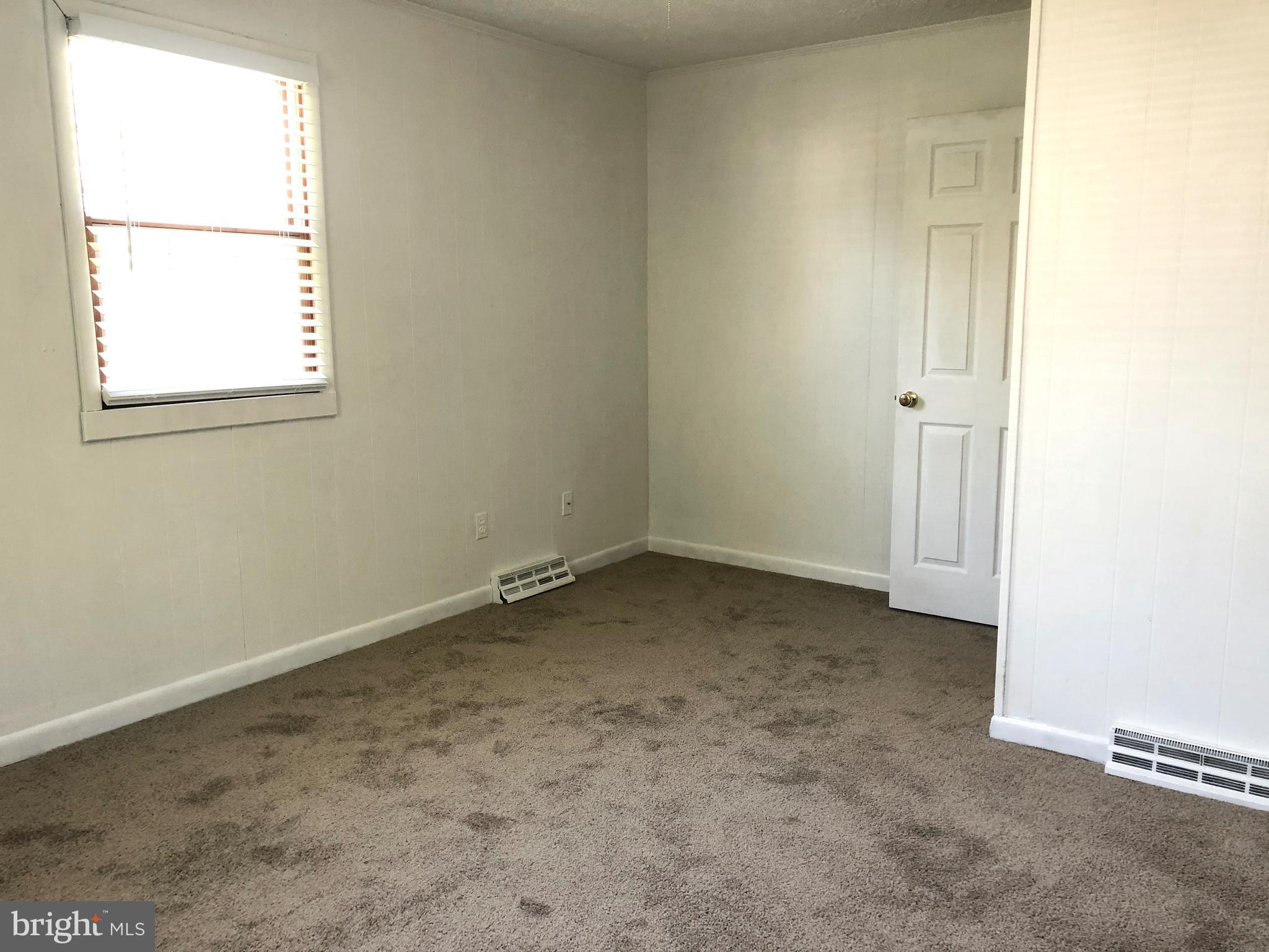 313 Holly Road Edgewater, MD 21037 - Photo 13 of 28 Bedroom 2