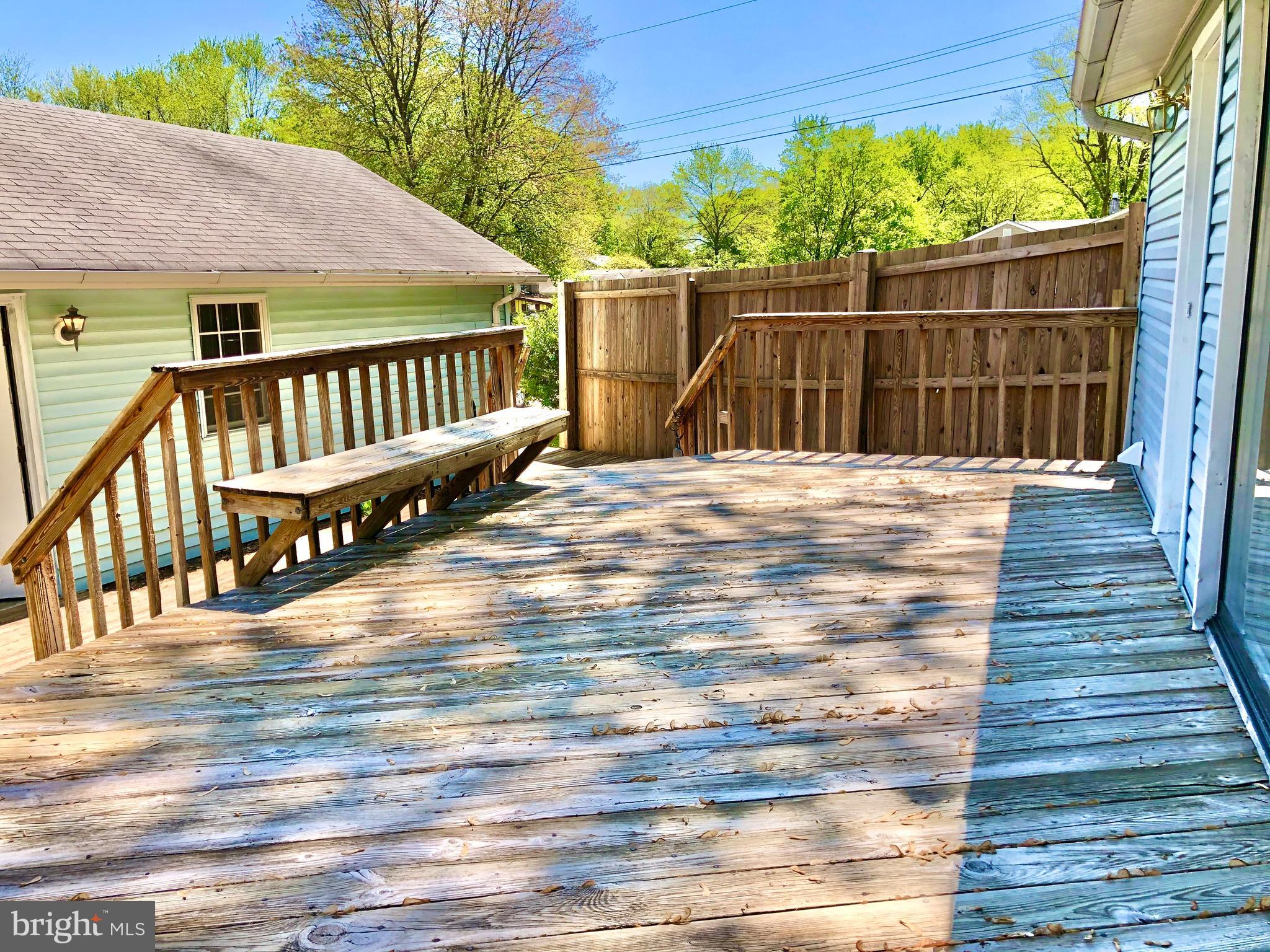 313 Holly Road Edgewater, MD 21037 - Photo 17 of 28 Deck
