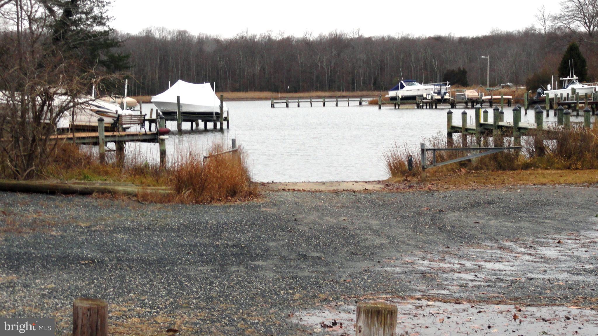 313 Holly Road Edgewater, MD 21037 - Photo 27 of 28 Community Boat Ramp