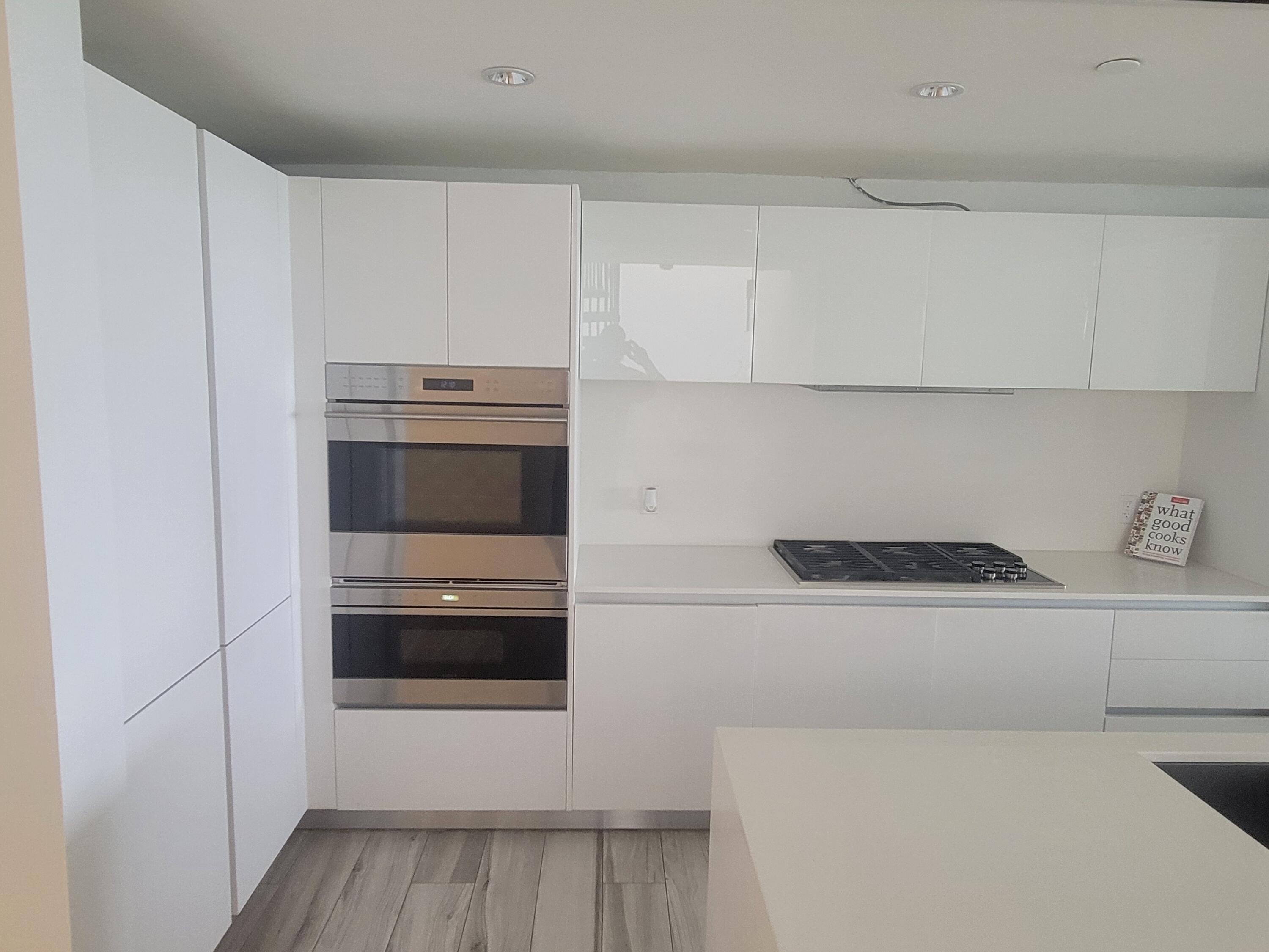 2101 South Surf Road, Unit PHE Hollywood, FL 33019 - Photo 10 of 14 3B801CDE-5A7B-4879-85AB-E90A242006AC