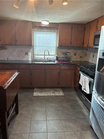 $430,000 | 33090 Canopy Lane, Lincoln, MO 65338