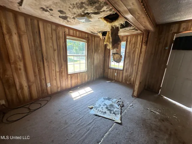 $17,000 | 1509 1st E Street, Vicksburg, MS 39183