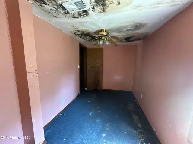 $17,000 | 1509 1st E Street, Vicksburg, MS 39183