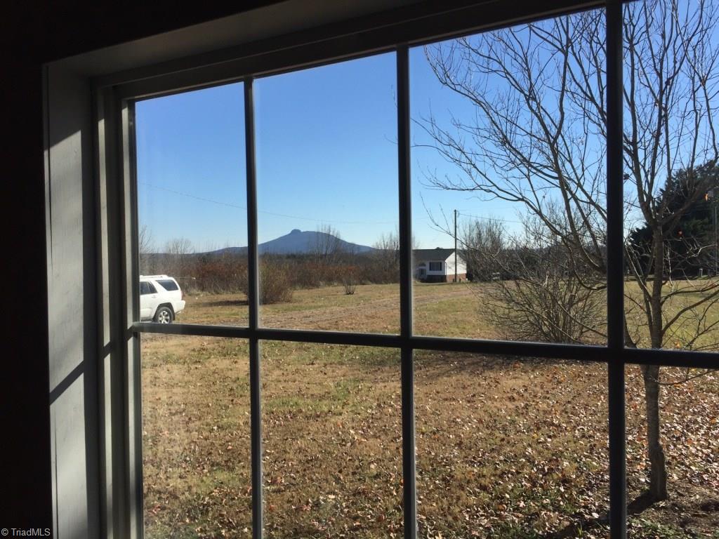 235 Chilton Road Ararat, NC 27007 - Photo 5 of 26 Gallery Image 5