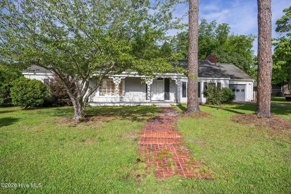 $225,000 | 901 Smyrna Drive, Whiteville, NC 28472