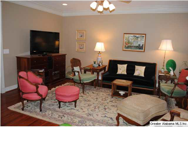 136 Cliff Road Sterrett, AL 35147 - Photo 4 of 26