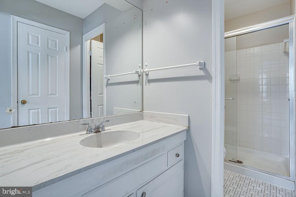 7951 Hidden Bridge Drive Springfield, VA 22153 - Photo 21 of 32