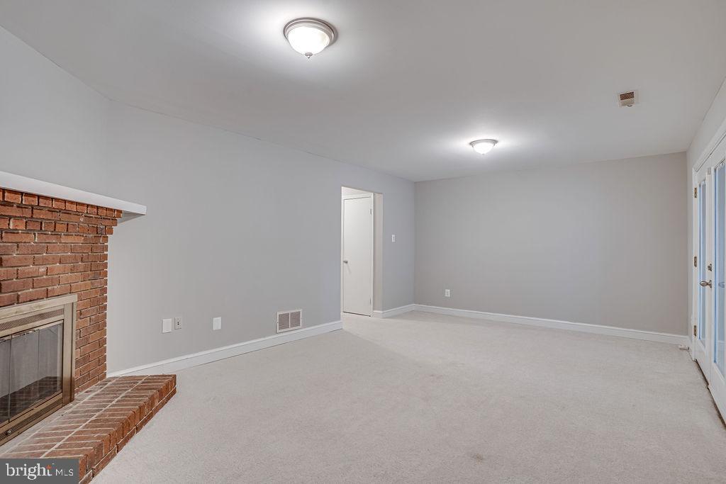 7951 Hidden Bridge Drive Springfield, VA 22153 - Photo 28 of 32