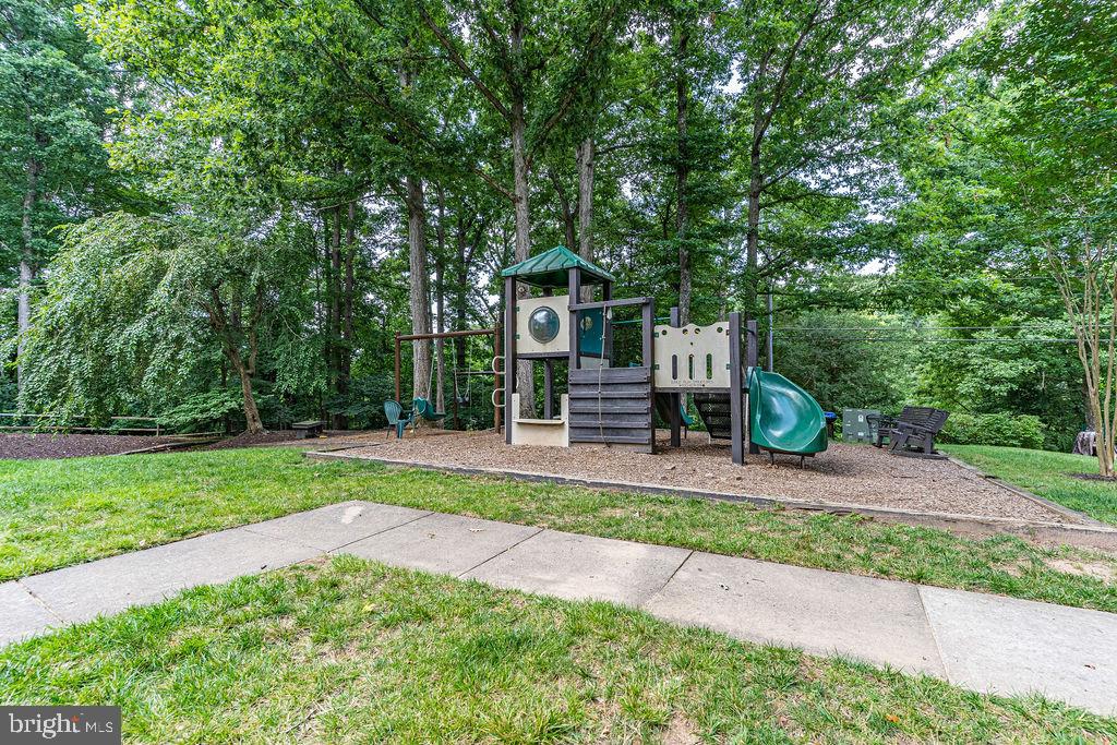 7951 Hidden Bridge Drive Springfield, VA 22153 - Photo 32 of 32