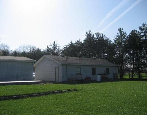 5577 North Nicholson Road Fowlerville, MI 48836 - Photo 3 of 4 Photo 3