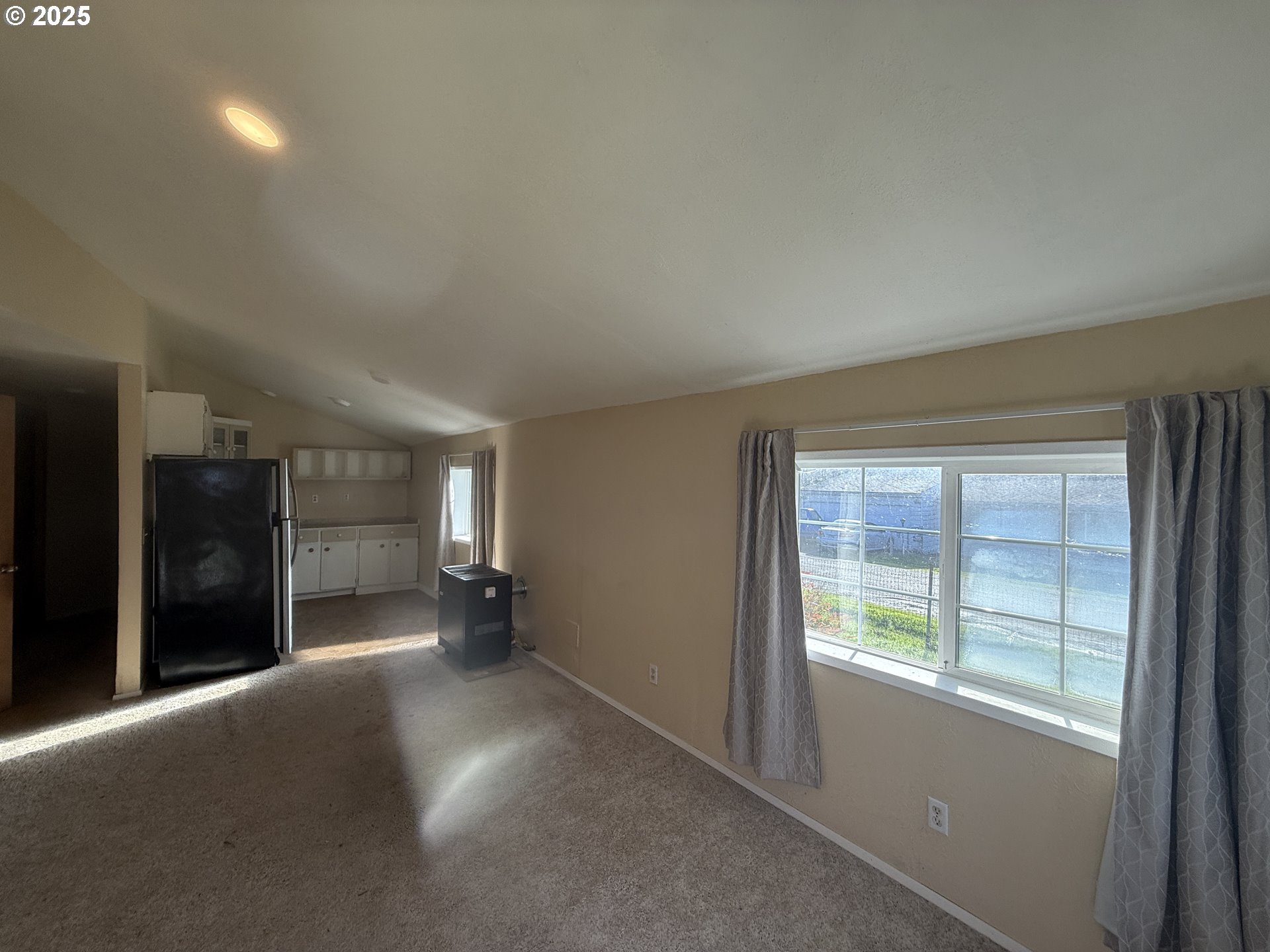 110 Darrell Avenue Winston, OR 97496 - Photo 17 of 20 Bedroom