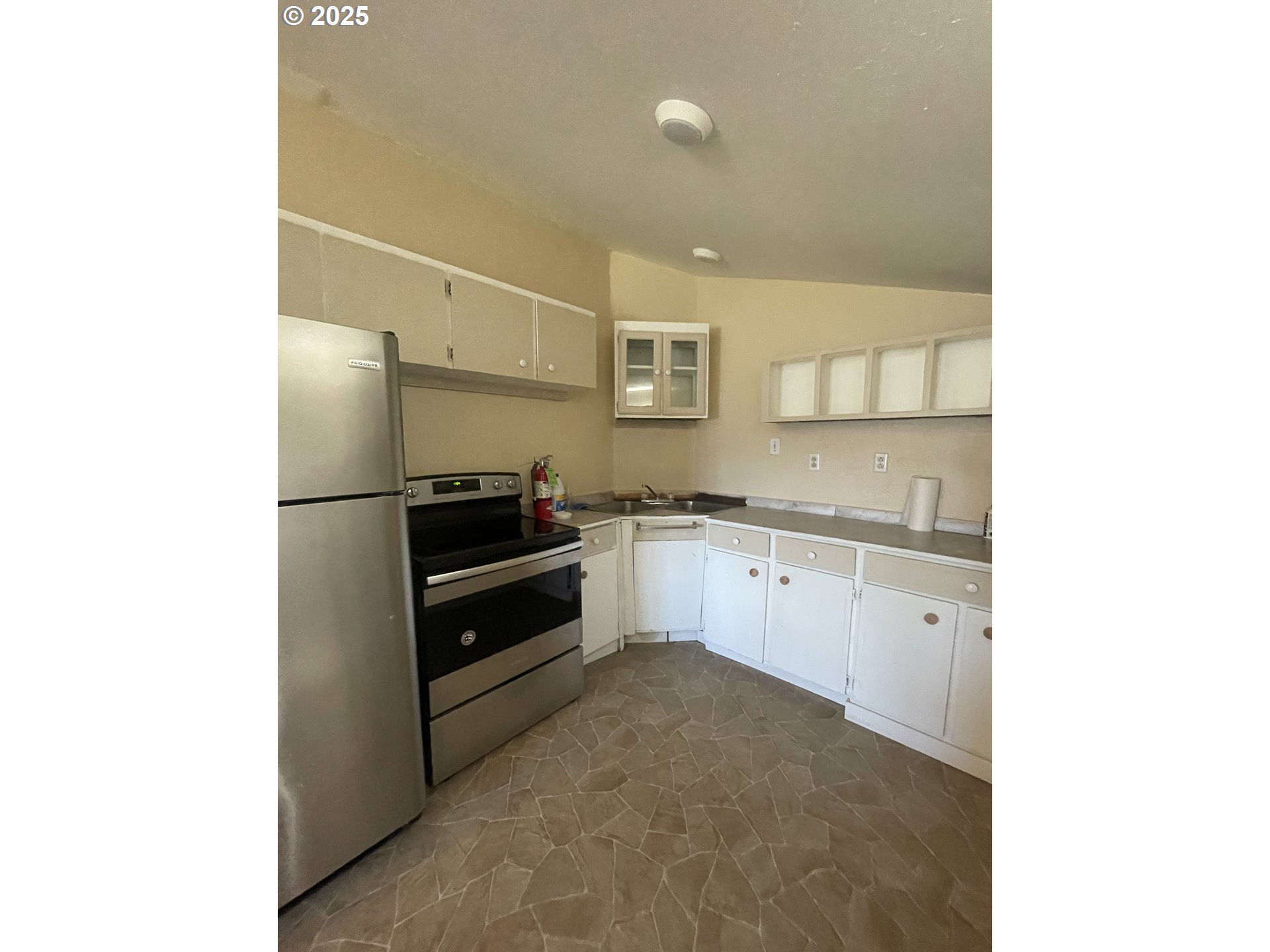 110 Darrell Avenue Winston, OR 97496 - Photo 10 of 20