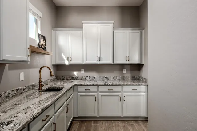 $1,030,000 | 9957 East Strobe Avenue, Mesa, AZ 85212