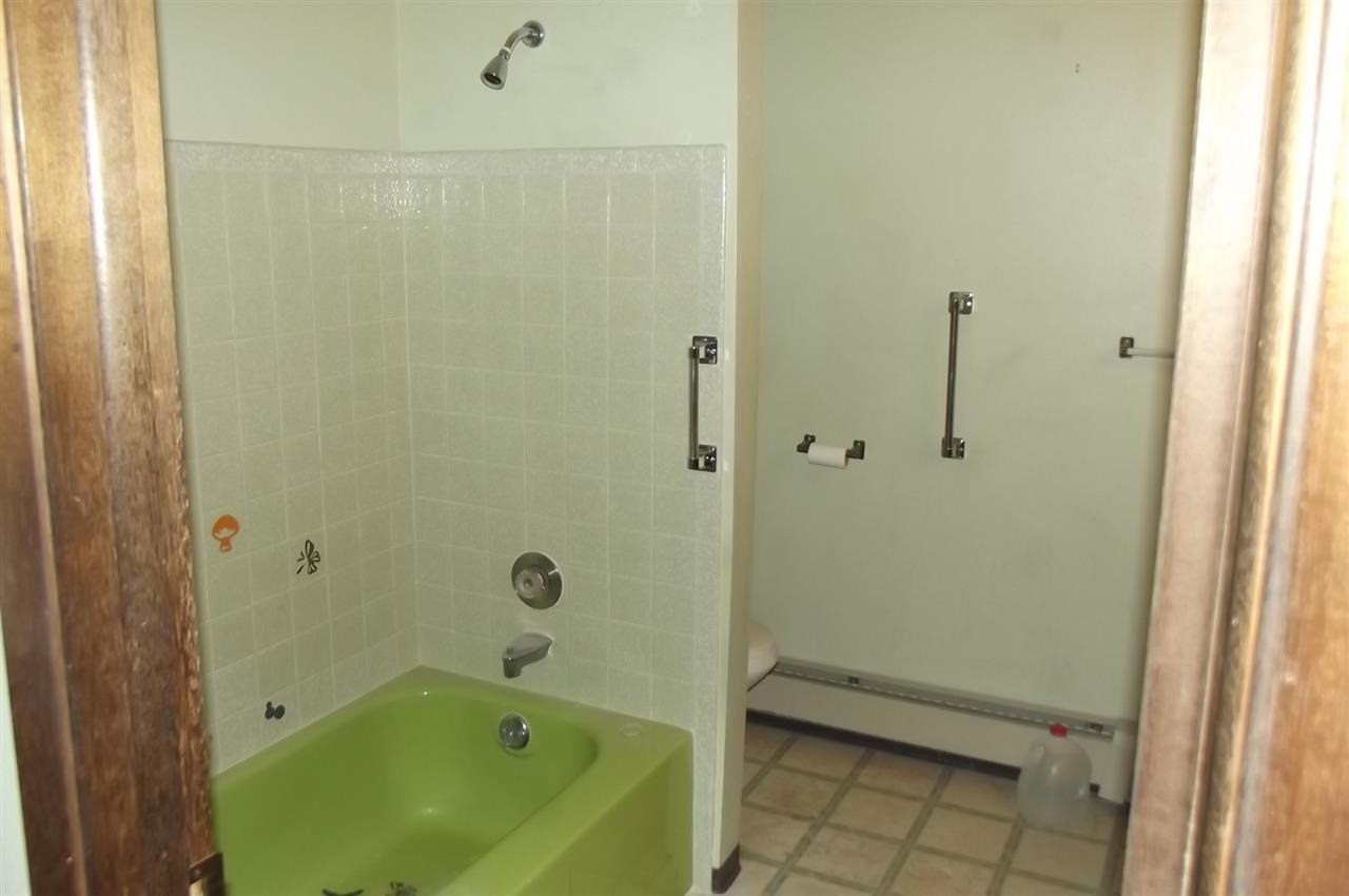 17313 East Miner Road Mead, WA 99021 - Photo 13 of 20