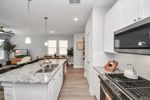 $2,249 | 5300 Berkeley Knl Circle, Unit 191, Richmond, TX 77407