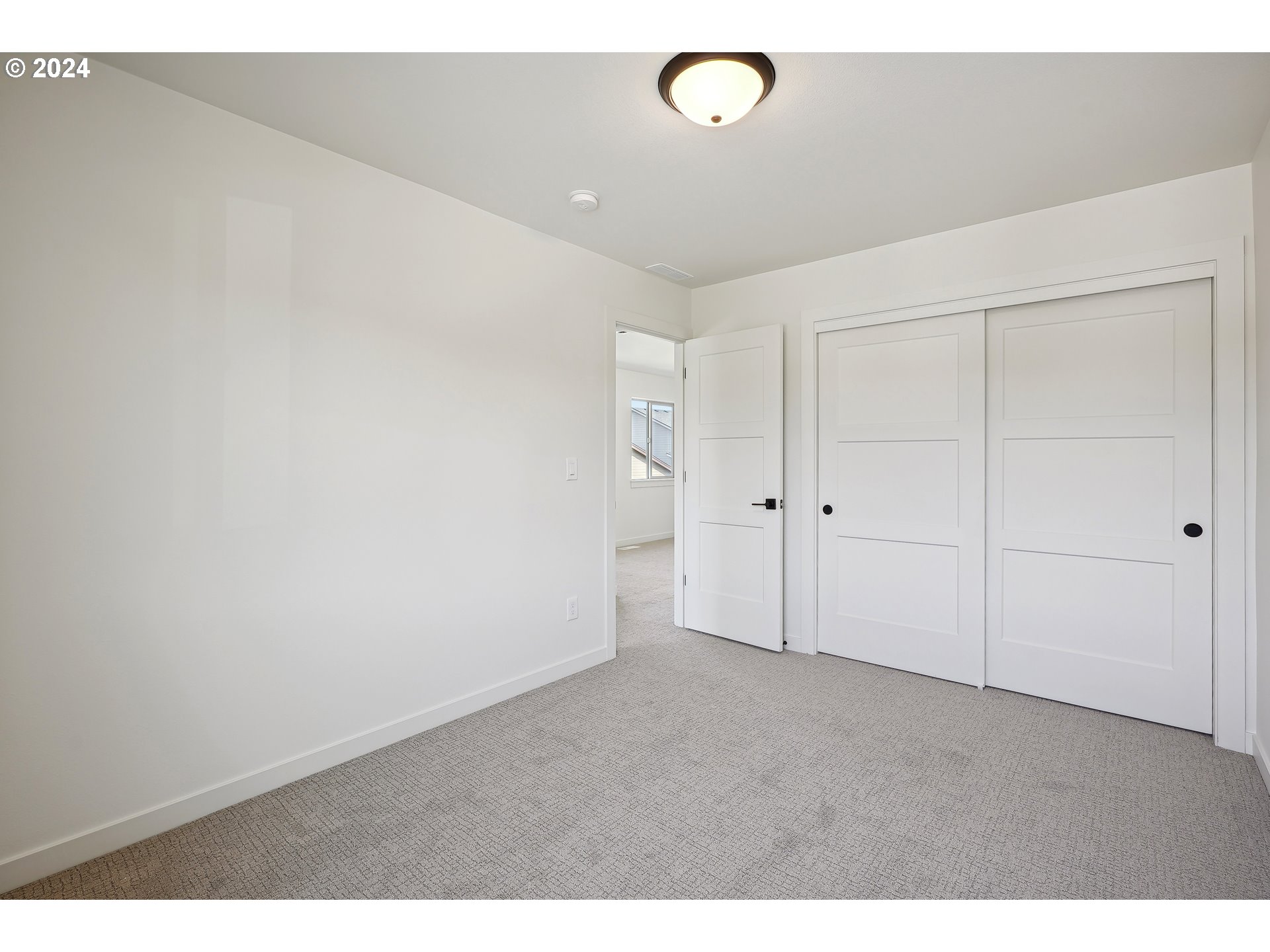 2541 South White Salmon Drive Ridgefield, WA 98642 - Photo 19 of 29 a view of an empty room
