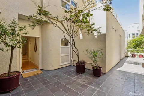 $1,795,000 | 2139 Green Street, Unit B, San Francisco, CA 94123