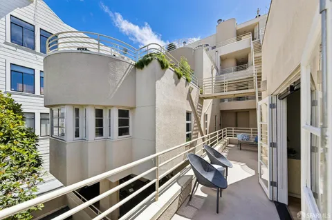 $1,795,000 | 2139 Green Street, Unit B, San Francisco, CA 94123