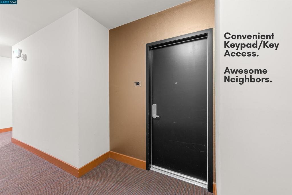 2300 Broadway Oakland, CA 94612 - Photo 21 of 32 a view of a hallway